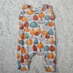 Pumpkin Print Sleeveless Baby Romper
